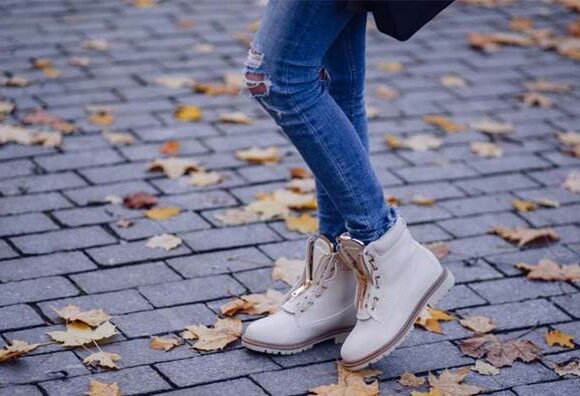 How To Get The Perfect Style With Your Skinny Jeans What are the best skinny jeans for travel? Slimming, sexy and ready to go, a fashion blogger shares her list of the best-looking skinny jeans.