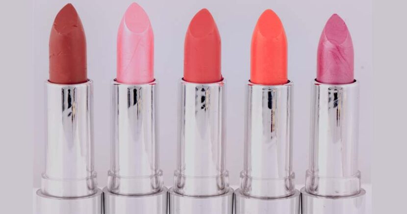 10 Red Lipsticks You Must Have In Your Makeup Bag We've rounded up the latest looks for deep and dark red lipstick so you can find your perfect match for any occasion.