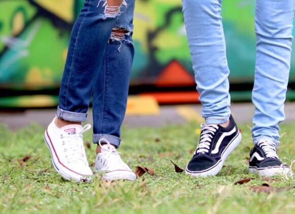 The Best Comfortable Sneakers for Girls cs g (1)