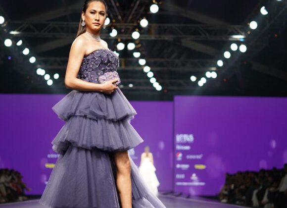A Step-by-Step Guide to Girl New Fashion Looks Beautiful The fashion industry is constantly evolving, and with it, the trends that celebrities and everyday people alike follow. Whether you're looking to upda
